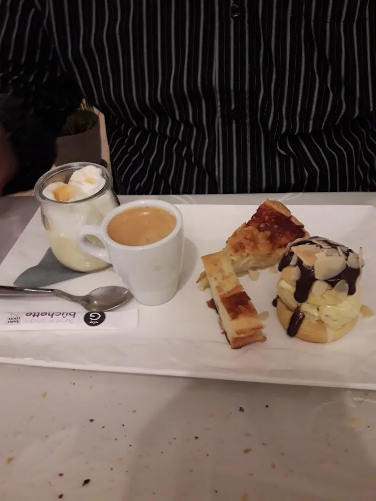Café Gourmand